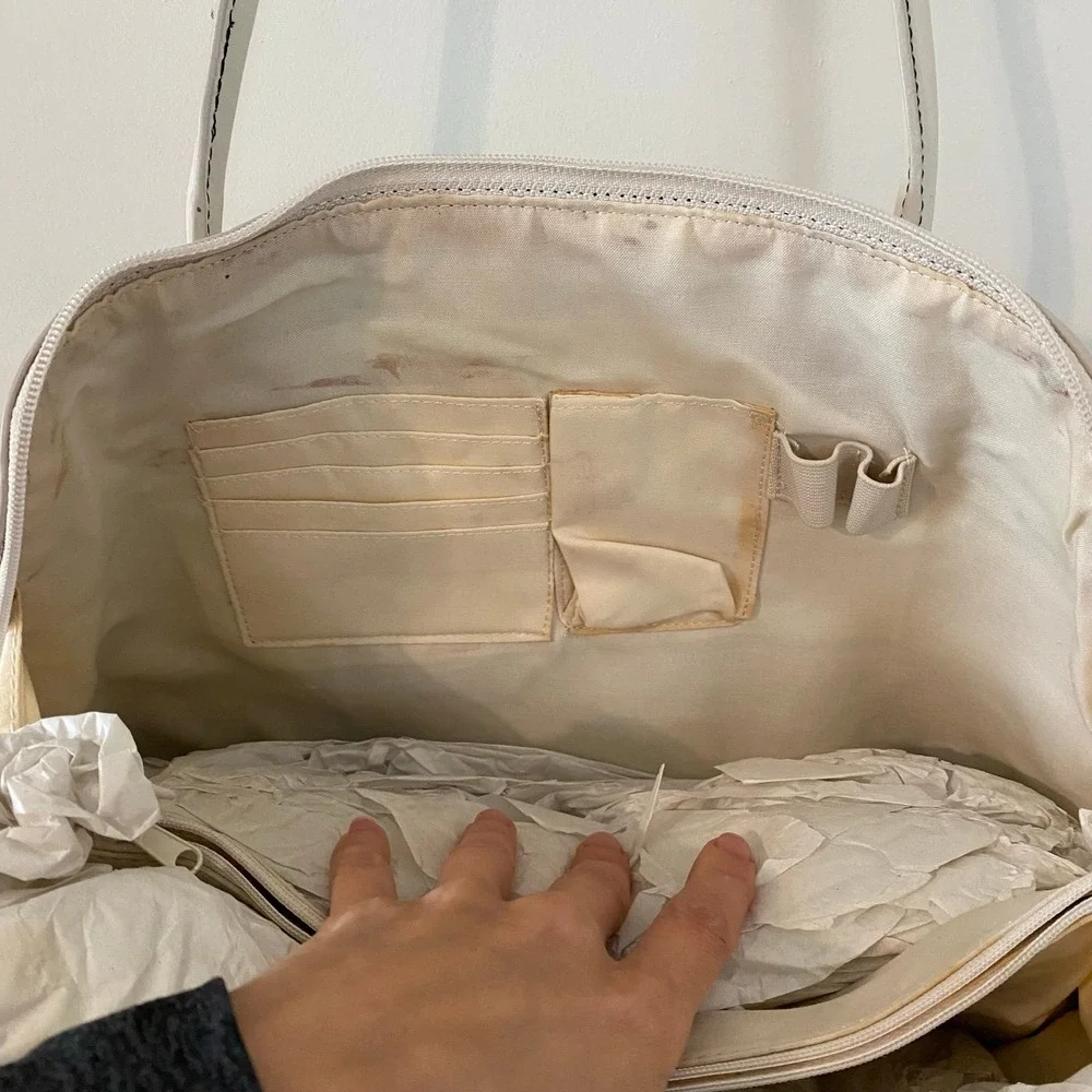 Brand New Wilsons Leather White Bag